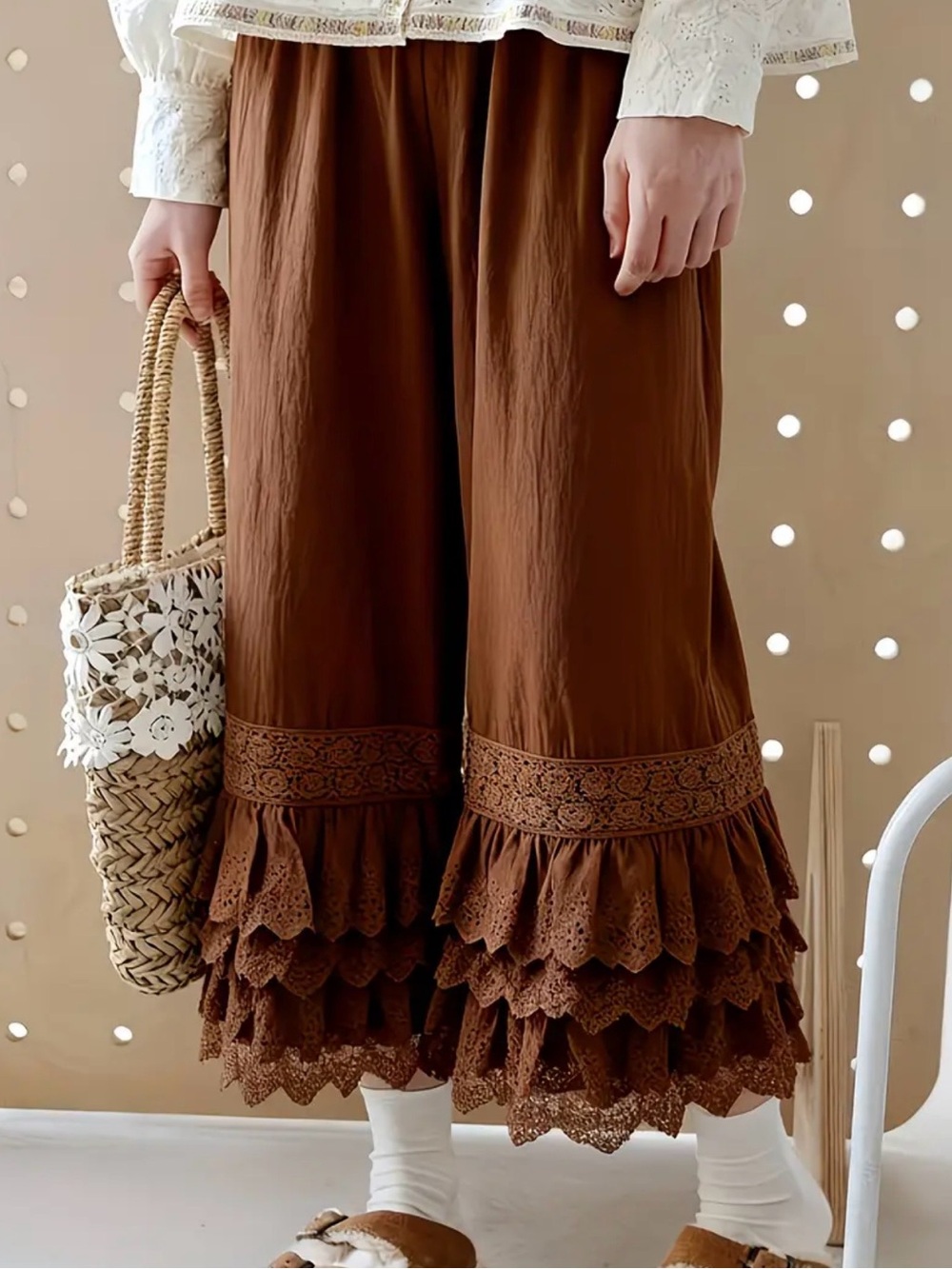 NWT Vogue Brown Layered Lace Hem, Wide Leg Pants, Capri